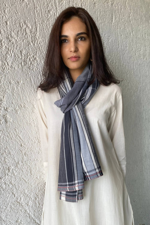 Criss Cross Stripe Scarf