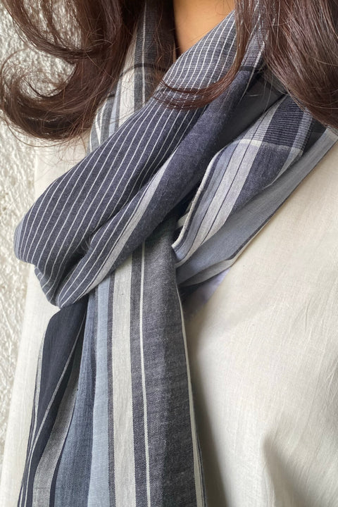 Criss Cross Stripe Scarf