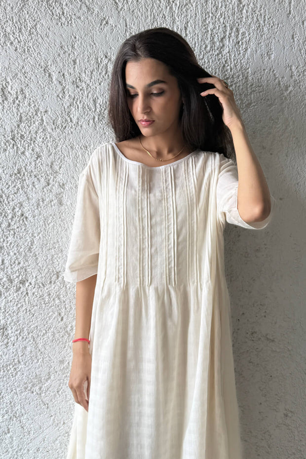 Smock Waif Dress ecru